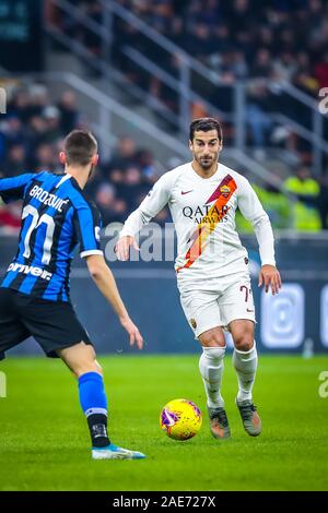 Mailand, Italien. 06 Dez, 2019. henrikh mkhitaryan (as Roma) während Inter vs Roma, italienische Fußball Serie A Männer Meisterschaft in Mailand, Italien, 06. Dezember 2019 Quelle: Unabhängige Fotoagentur/Alamy leben Nachrichten Stockfoto