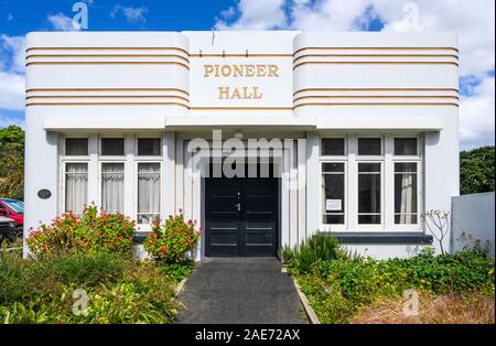 Weltkulturerbe Pioneer Hall (1939) ist ein Ort für die Tätigkeiten der Gemeinschaft in Port Chalmers, Neuseeland. Stockfoto