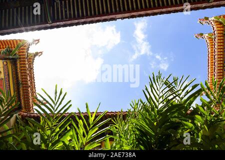 (Selektive Fokus) einen atemberaubenden Blick auf die Kek Lok Si Tempels in Penang, Malaysia. Kek Lok Si Tempel ist der größte buddhistische Tempel in Malaysia. Stockfoto