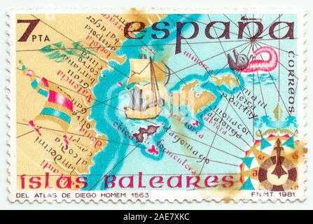 Mérida, Extremadura, Spanien - DIC, 01, 2018 - Stempel in Spanien gedruckt zeigt die Karte der Balearen, Spanien Inselgruppe im Mittelmeer. CIR Stockfoto