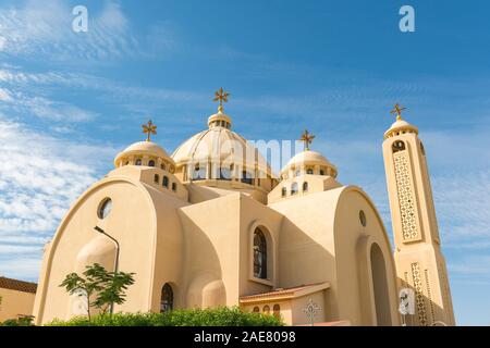 Die Koptische Orthodoxe Kirche in Sharm El Sheikh, Ägypten. Alle Heiligen Kirche. Konzept des gerechten Glauben. Stockfoto