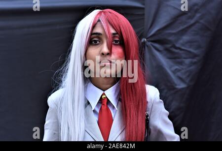 Mumbai, Indien. 7 Dez, 2019. Ein cosplayer posiert für ein Foto während der 9 'Mumbai Comic Con 2019" in Bombay Exhibition Center in Mumbai, Indien, Dez. 7, 2019. Credit: diala Farooqui/Xinhua/Alamy leben Nachrichten Stockfoto