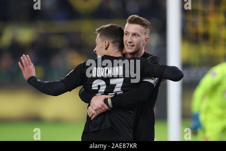 Dortmund, Deutschland. 07 Dez, 2019. firo: 07.12.2019, Fußball, 1.Bundesliga, Saison 2019/2020, BVB, Borussia Dortmund - Fortuna Düsseldorf Jubel zum 4:0 mit Marco Reus, BVB mit Gefahr | Verwendung der weltweiten Kredit: dpa/Alamy leben Nachrichten Stockfoto