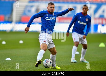 30. November 2019, DW Stadium, Wigan, England; Sky Bet Meisterschaft, Wigan Athletic v Lesen: George Puscas (47) Lesen Aufwärmen: Simon Whitehead/News Bilder Stockfoto