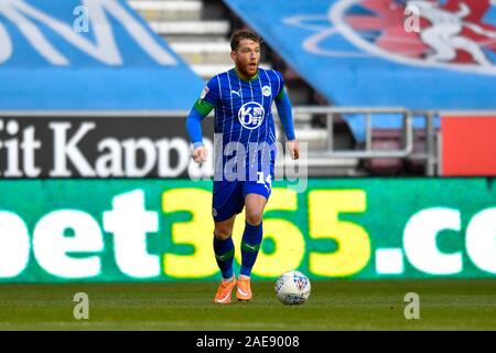 30. November 2019, DW Stadium, Wigan, England; Sky Bet Meisterschaft, Wigan Athletic v Lesen: Joe Garner (14) von Wigan Athletic mit der Kugel: Simon Whitehead/News Bilder Stockfoto