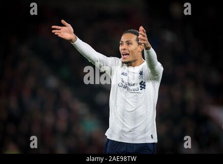 Bournemouth, UK. 07 Dez, 2019. Virgil van Dijk von Liverpool in der Premier League Match zwischen London und Liverpool an der Goldsands Stadion, Bournemouth, England am 7. Dezember 2019. Foto von Andy Rowland. Credit: PRiME Media Images/Alamy leben Nachrichten Stockfoto