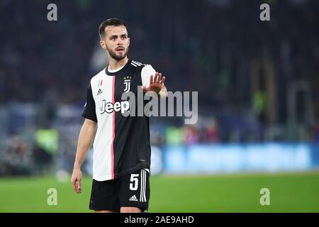 Rom, Italien. 07 Dez, 2019. Miralem Rudolph von Juventus Turin Gesten während der Italienischen Meisterschaft in der Serie A Fußballspiel zwischen SS Lazio Rom und Juventus am 7. Dezember 2019 im Stadio Olimpico in Rom, Italien - Foto Federico Proietti/ESPA-Bilder Quelle: European Sports Fotografische Agentur/Alamy leben Nachrichten Stockfoto