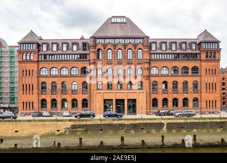 Stadterneuerung ehemaliges Lager für Handelsniederlassungen und Einzelhandel in Speicherstadt Lagerbezirk Altstadt Hamburg Deutschland neu entwickelt Stockfoto