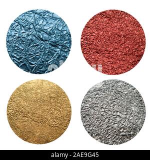 Der zerknitterte Folie - Gold, Silber, Blau und Rot. Textur Kreise isoliert auf Weiss. Stockfoto