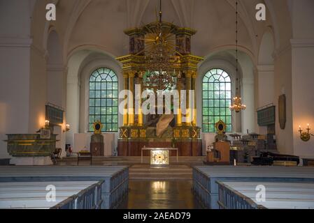 STOCKHOLM, Schweden - 29 AUGUST 2016: Altar der Alten lutherischen Kirche St. Katharina Stockfoto