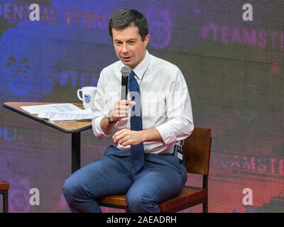 Cedar Rapids, Iowa, USA. 7. Dezember, 2019. Bürgermeister Peter buttigieg an der Teamsters Präsidentenforum in Cedar Rapids, Iowa, USA. Credit: Keith Turrill/Alamy leben Nachrichten Stockfoto