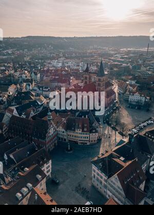 Antenne Drone Schuß von Esslingen am Neckar in Deutschland an einem sonnigen Tag Stockfoto