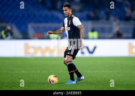 Rom, Italien. 07 Dez, 2019. Danilo von Juventus Turin in der Serie A Match zwischen Lazio Rom und Juventus im Stadio Olimpico, Rom, Italien Am 7. Dezember 2019. Foto von Giuseppe Maffia. Credit: UK Sport Pics Ltd/Alamy leben Nachrichten Stockfoto