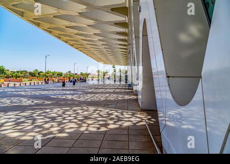 Der neue Flughafen Menara Gebäude mit seiner atemberaubenden architektonischen Design. Marrakesch ist das beliebteste Reiseziel in Marokko. Stockfoto