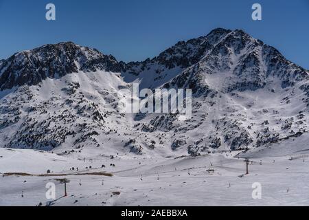 Berglandschaft in Grau Roig Sektor in Grandvalira, Andorra Stockfoto