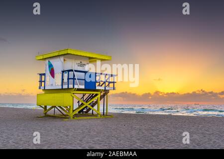 Miami Beach, Florida, USA in der Morgendämmerung. Stockfoto