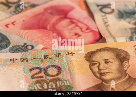 Die Zusammensetzung der Chinesischen Renminbi Yuan RMB. Die Währung. Yuan CNY Banknoten bietet große Möglichkeiten für die Illustration von Themen als Geschäft verwendet werden, Stockfoto