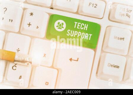 Handschrift Text schreiben Tech Support. Konzeptionelle Foto Beratung und Fehlerbehebung Service durch eine analysisufacturer Weiß pc-Tastatur mit em zur Verfügung gestellt Stockfoto