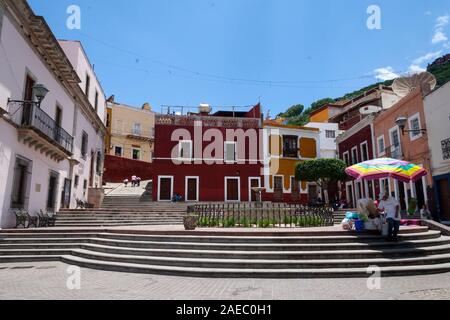 Guanajuato ist eine Stadt und Gemeinde im Zentrum von Mexiko und die Hauptstadt des Staates mit dem gleichen Namen. Es ist Teil der Makroregion der Bajío Stockfoto