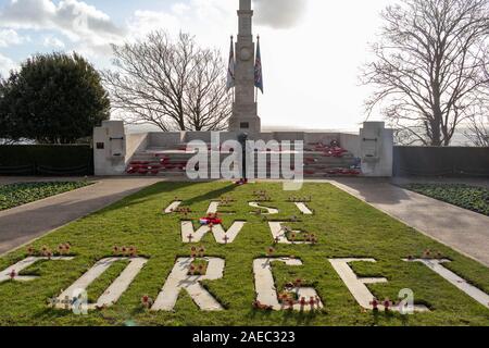 Lebensgroße WW1 Statue eines jungen Soldaten. Southend On Sea, Großbritannien Stockfoto