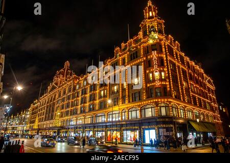 London, Luxus Kaufhaus Harrods, Weihnachten, Dekoration, Brompton Road, Knightsbridge, Vereinigtes Königreich Stockfoto