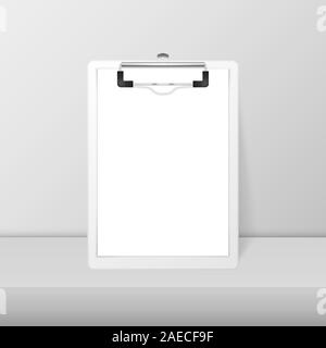 Vector 3d Realistische weiße Zwischenablage mit leeren Papier und Metall Clip. Design Template für Notizen, Mockup, Checkliste, Fragebogen, Mahnungen. Vorne Stock Vektor