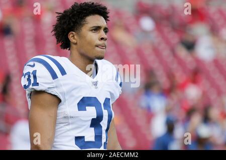 Tampa, Florida, USA. 8 Dez, 2019. Indianapolis Colts cornerback Quincy Wilson (31) auf das Feld vor dem NFL Spiel zwischen den Indianapolis Colts und die Tampa Bay Buccaneers bei Raymond James Stadium in Tampa, Florida statt. Andrew J. Kramer/Cal Sport Media/Alamy leben Nachrichten Stockfoto