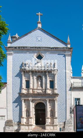 Santa Casa da Misericordia (Igreja da Misericordia-Mercy's Church) an der Praça da Republica, (Platz der Republik), Aveiro, Portugal Stockfoto