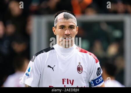 Bologna, Italien. 08 Dez, 2019. alessio Romagnoli (Mailand) in Bologna gegen Mailand, italienische Fußball Serie A Männer Meisterschaft in Bologna, Italien, 08. Dezember 2019 Quelle: Unabhängige Fotoagentur/Alamy leben Nachrichten Stockfoto