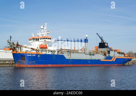 Trailing Suction Hopper Schwimmbagger Schinken 316 von Van Oord, eine niederländische Firma mit einer der weltweit größten Flotten Baggerarbeiten betrieben Stockfoto