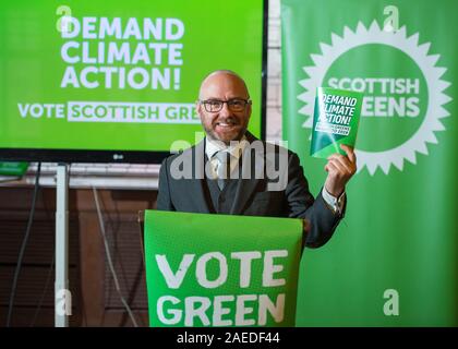 Glasgow, UK. 25. November 2019. Im Bild: Patrick Harvie MSP-Co-Leader der schottischen Grünen Partei. Schottische Grünes Manifest in der Wirtschaft gestartet Quelle: Colin Fisher/Alamy Leben Nachrichten verwandeln. Stockfoto