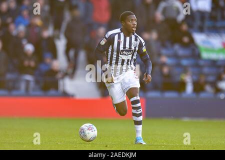 8. Dezember 2019, der Weißdorn, West Bromwich, England; Sky Bet Meisterschaft, West Bromwich Albion v Swansea City: Nathan Ferguson (36) von West Bromwich Albion Credit: Gareth Dalley/News Bilder Stockfoto