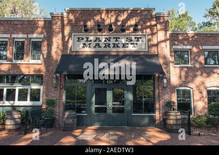 WINTER GARDEN, Florida: 29. Mai 2019 - Anlagen Street Market ein Backsteingebäude mit lokalen Anbietern ökologischer Lebensmittel, Handwerk Bier Bars und im Freien Stockfoto