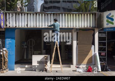 Hongkong, China. 29 Nov, 2019. Britische multinationale Bank- und Finanzdienstleistungen Unternehmens Standard Chartered, im Bau in Hongkong Credit gesehen: Budrul Chukrut/SOPA Images/ZUMA Draht/Alamy leben Nachrichten Stockfoto