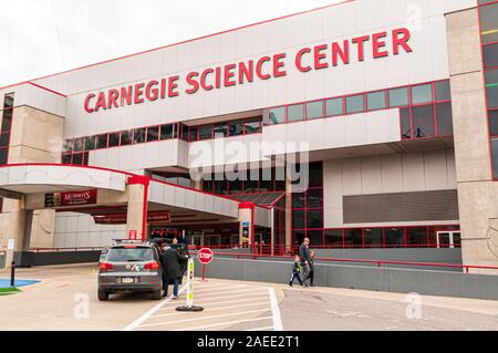 Der Eingang zum Carnegie Science Center auf der Nordseite, Pittsburgh, Pennsylvania, USA Stockfoto