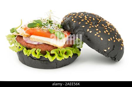 Geöffnet vegane Burger mit Tofu Käse und microgreens auf weißem Hintergrund Stockfoto