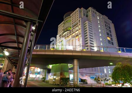 Stadt scape um hachioji Station der japanischen Bahn Osten Stockfoto