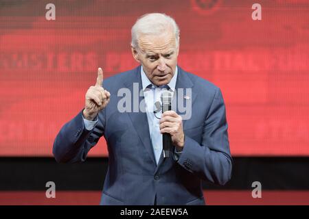 Cedar Rapids, Iowa, USA. 7. Dezember, 2019. Vizepräsident Joe Biden auf die Teamsters Präsidentenforum in Cedar Rapids, Iowa, USA. Credit: Keith Tu Stockfoto