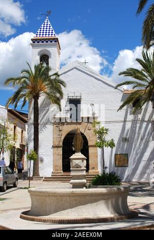 Anzeigen von Santo Christo Kirche in der Altstadt, Marbella, Costa del Sol, Provinz Malaga, Andalusien, Spanien in Westeuropa. Stockfoto