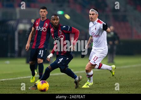 Stafano denswil (Bologna) und Alessio romagnoli (Mailand) in Bologna gegen Mailand, Bologna, Italien, 08. Dez 2019, Fußball Italienische Fußball Serie A Männer Champi Stockfoto