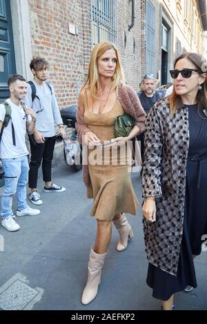 Mailand, Italien - 21 SEPTEMBER 2019: Filippa Lagerback vor ermanno Scervino fashion show, Mailand Fashion Week street style Stockfoto