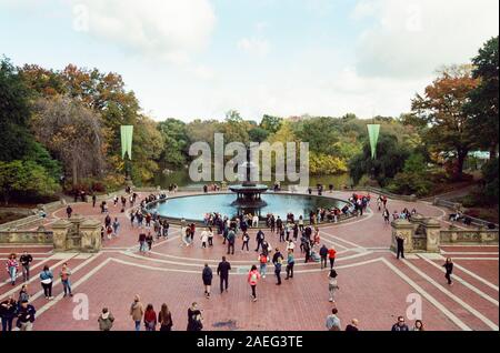 Engel des Springbrunnens im Bethesda Terrasse, Marine Terrasse, Central Park, New York City, Vereinigte Staaten von Amerika. Stockfoto