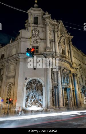 Rom, Italien, 04.Oktober 2018: Nacht Blick von der Kreuzung der Quattro Fontane Stockfoto