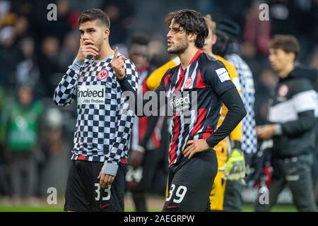 Frankfurt, Deutschland. 06 Dez, 2019. Andre SILVA (links, F) und Goncalo PACIENCIA (F) sind enttäuscht, enttäuscht, enttäuscht, enttäuscht, traurig, frustriert, frustriert, spät, die Hälfte Abbildung, Bild, Geste, Gestik, Fußball 1. Fussballbundesliga, 14. Spieltag, Eintracht Frankfurt (F) - Hertha BSC Berlin (B) 2:2, am 06.12.2019 in Frankfurt/Deutschland. € | Nutzung der weltweiten Kredit: dpa/Alamy leben Nachrichten Stockfoto