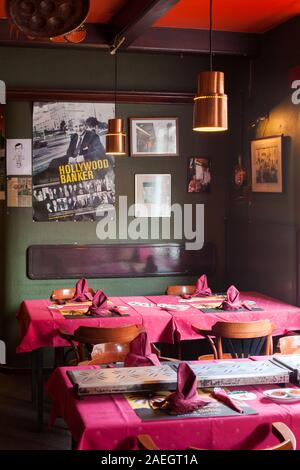 Rijstafel im indonesischen Restaurant Sama Sebo, Amsterdam, Niederlande Stockfoto