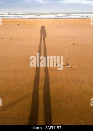 Schatten des Fotografen, Bidart, Aquitanien, Frankreich Stockfoto
