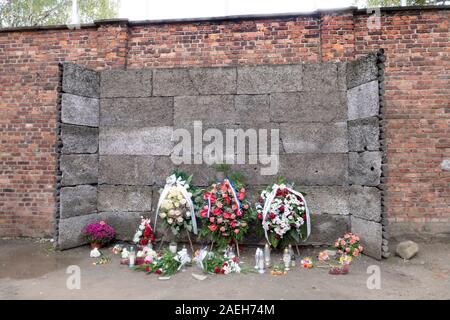 Der Tod war, wo Tausende von polnischen Gefangenen wurden ausgeführt. Block 11 war eine Bestrafung, Folter und Hinrichtung Gefängnis in Auschwitz I Conce Stockfoto