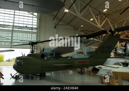 Bell UH-1H Iroquois Huey im Evergreen Aviation and Space Museum in McMinnville, Oregon Stockfoto