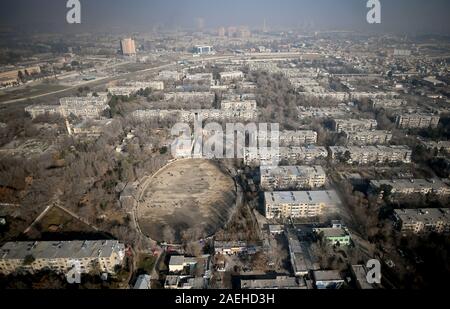 Kabul, Afghanistan. 03 Dez, 2019. Blick auf die afghanische Hauptstadt Kabul. Quelle: Britta Pedersen/dpa-Zentralbild/ZB/dpa/Alamy leben Nachrichten Stockfoto