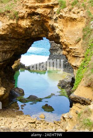 Die Grotte auf der Great Ocean Road Port Campbell, Victoria, Australien. Stockfoto